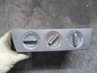 блок управления печки / климат-контроля Audi A6 4A/C4 1996, 2.0 л., МКПП, седан
