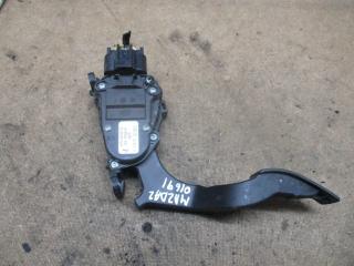 педаль Mazda 2 1 поколение 2005, 1.3 л., МКПП, хетчбэк 5 дв., 2S619F836AA