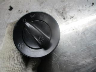 переключатель света Volkswagen Golf 3 поколение 1998, 1.4 л., МКПП, хетчбэк 5 дв., 1C0941531