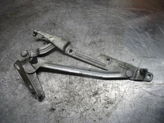 петля крышки багажника Audi A6 4A/C4 1996, 2.0 л., МКПП, седан, 4A5827499A