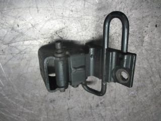 петля двери Volkswagen Touareg 1 поколение 2005, 3.0 л., АКПП, хетчбэк 5 дв., 7L0833412