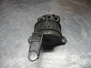 кронштейн двигателя Opel Zafira 2 поколение (B) 2005, 2.2 л., МКПП, минивэн, 9227958