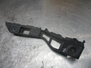 крепление бампера Volkswagen Polo 5 поколение 2012, 1.2 л., МКПП, хетчбэк 5 дв., 6R6807394A