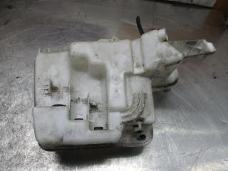 бачок омывателя BMW 5 серия E60/E61 2006, 2.0 л., МКПП, универсал, 7179449