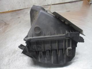 корпус воздушного фильтра Audi A4 B6 2003, 2.0 л., АКПП, седан, 06B133837AG