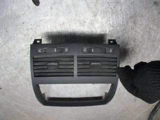 дефлектор обдува салона Volkswagen Touareg 1 поколение 2005, 3.0 л., АКПП, хетчбэк 5 дв., 7L6819727