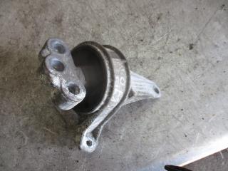 подушка крепления двигателя Opel Astra G 2001, 1.8 л., МКПП, седан, 90575772