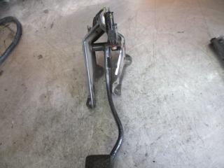 педаль тормоза Opel Corsa C 2001, 1.0 л., МКПП, хетчбэк 5 дв.