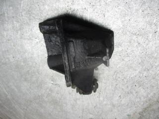 кронштейн КПП Audi A6 4A/C4 1996, 4A0399114G