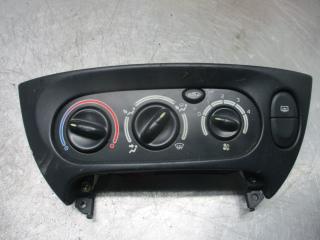 блок управления печки / климат-контроля Renault Megane 1 поколение 1998, 1.6 л., МКПП, хетчбэк 5 дв., 655738N
