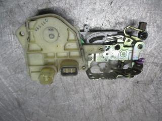 замок двери передней правой Honda Civic 6 поколение (EJ/EK/EM) [рестайлинг] 2001, 1.4 л., МКПП, хетчбэк 5 дв.