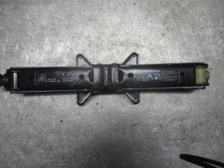 домкрат Nissan Micra 3 поколение (K12) 2004, 99550AX605