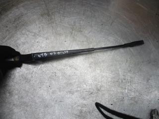 щеткодержатель (поводок стеклоочистителя, дворник) Opel Zafira 2 поколение (B) 2007, 1.8 л., МКПП, минивэн, 13145564