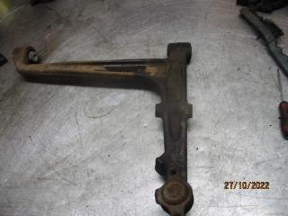 рычаг передний правый Volkswagen Transporter T4 1998, 701407154