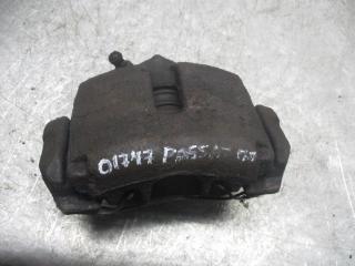 суппорт передний правый Volkswagen Passat B6 2005, 2.0 л., АКПП, универсал