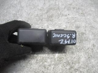 блок предохранителей Renault Scenic 2 поколение 2005, 1.9 л., МКПП, минивэн