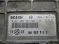 блок управления двигателем Volkswagen Passat B4 1995, 1.8 л., МКПП, универсал, 0261203707, 1H0907311P - фото №4