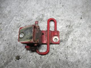 петля двери Audi A6 4B/C5 1998, 4B0831412A