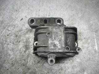подушка крепления двигателя Volkswagen Passat B6 2005, 2.0 л., АКПП, универсал, 1K0199262P