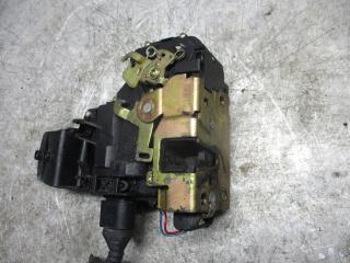 замок двери передней правой Volkswagen Passat B5 1998, 1.8 л., МКПП, седан