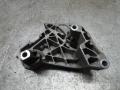 кронштейн двигателя Volkswagen Passat B6 2007, 2.0 л., 06F199207H - фото №4