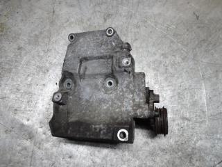 кронштейн компрессора кондиционера Volkswagen Passat B5 2001, 1.9 л., 038260885C