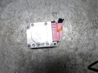 блок AirBag Volvo V40 1 поколение [2-й рестайлинг] 2003, 1.9 л., МКПП, универсал, 30613048A