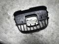 решетка радиатора SEAT Arosa 1 поколение [рестайлинг] 2003, 1.0 л., МКПП, минивэн, 6H0853668 - фото №5