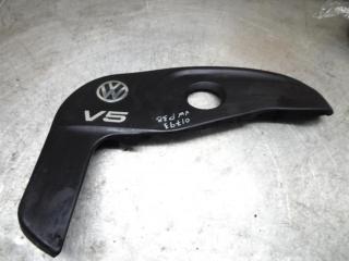 декоративная крышка двигателя Volkswagen Passat B5 1998, 2.3 л., МКПП, седан, 071103935S