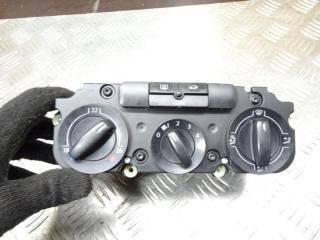 блок управления печки / климат-контроля Volkswagen Golf 4 поколение 2004, 1.9 л., МКПП, хетчбэк 5 дв., BN