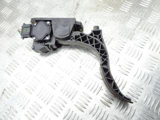 педаль Volkswagen Polo 3 поколение 2000, 1.4 л., МКПП, хетчбэк 5 дв., 6N1721503E