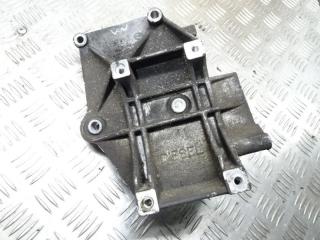 кронштейн компрессора кондиционера Audi A4 B5 1997, 028260885A