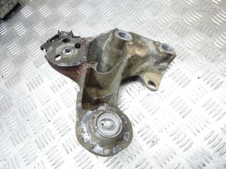 кронштейн двигателя Audi A4 B6 2003, 2.0 л., МКПП, седан, 8E0199352