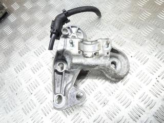 кронштейн двигателя Audi A4 B6 2005, 1.9 л., МКПП, седан, 8E0199352F