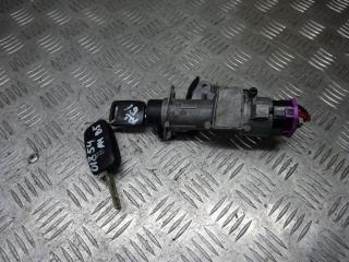 замок зажигания Audi A4 B5 1998, 1.9 л., МКПП, универсал, 4B0905851C