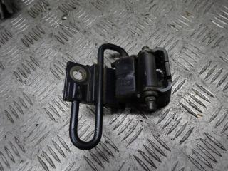 петля двери Audi A4 B6 2005, 1.9 л., МКПП, седан, 8E0831412B