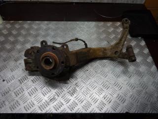 ступица передняя правая Volkswagen Passat B5 1999, 8D0407258T