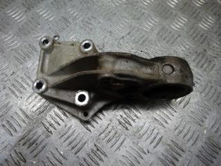 кронштейн полуоси Peugeot 206 1 поколение [2-й рестайлинг] 2010, 1.4 л., МКПП, хетчбэк 5 дв.