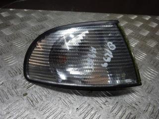 поворотник правый Audi A4 B5 1996, 1.6 л., МКПП, седан