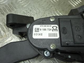 педаль Opel Vectra C 2004, 1.8 л., МКПП, седан, 9186724