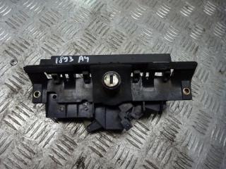 ручка крышки багажника Audi A4 B5 1996, 1.9 л., МКПП, универсал