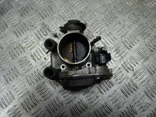заслонка дроссельная Volkswagen Passat B5 1999, 1.8 л., МКПП, универсал, 058133063H