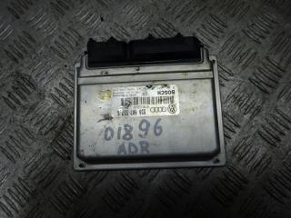 блок управления двигателем Audi A4 B5 1996, 1.8 л., МКПП, седан, 8D0907557S