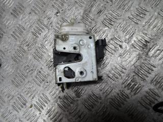 замок двери передней правой Audi A4 B5 1998, 1.9 л., МКПП, универсал, 8D1837016F