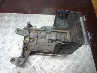 полка аккумулятора Volkswagen Touran 1 поколение 2004, 1.6 л., МКПП, минивэн, 1K0915333B