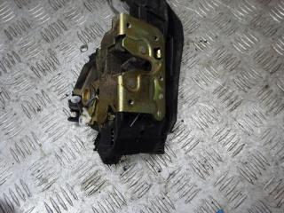 замок двери передней правой Ford Focus 1 поколение [рестайлинг] 2004, 1.6 л., МКПП, универсал