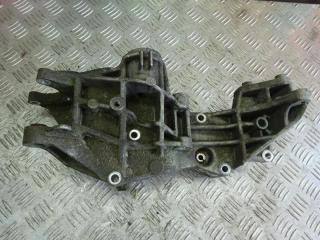 кронштейн генератора Volkswagen Passat B5 1998, 1.8 л., 058145523