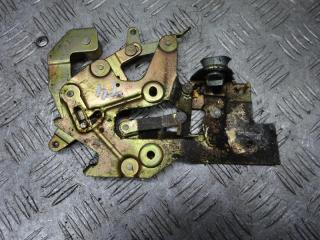 замок двери сдвижной Volkswagen Transporter T4 1997, 701843654B