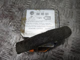 блок AirBag Volkswagen Transporter T4 1997, 1.9 л., МКПП, микроавтобус, 6N0909603