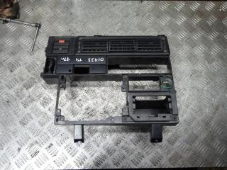 рамка под магнитолу Audi A4 B6 2004, 1.9 л., МКПП, универсал